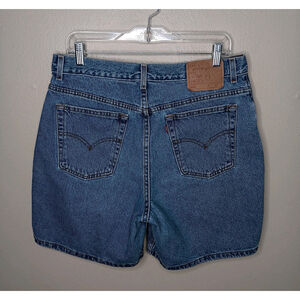 Vintage Y2K Levi’s 550 Women’s Sz 14 Mom Jean Shorts Blue Denim Relax 32x6.5